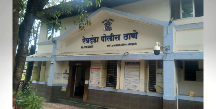 वळके येथे चाकूचा धाक दाखवून चोरी