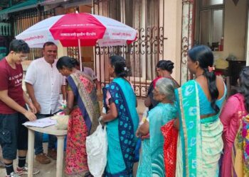 गरजवंतांना दिवाळी फराळाची भेट