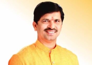 कर्जतमध्ये निवडणूक आचारसंहितेचा भंग