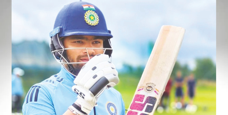 अभिषेकसोबत रिंकूची सलामी