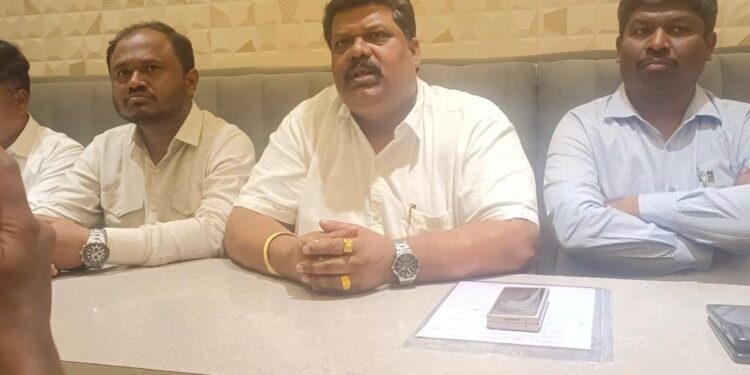 महायुतीबाबत फेरविचार करणार