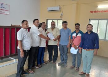 रस्ता नूतनीकरणाचे काम धीम्या गतीने