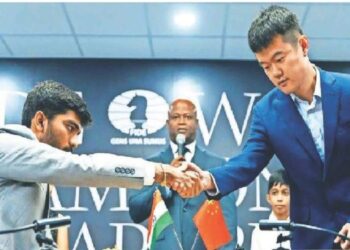 पहिल्या डावात गुकेशची हार