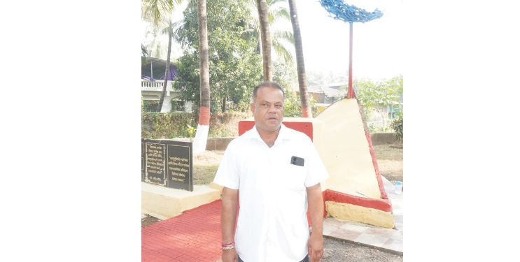 जिल्हा प्रशासनाने सार्वत्रिक सुट्टी द्यावी