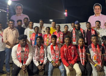 भाजप-सेनेच्या कार्यकर्त्यांचा शेकापमध्ये प्रवेश