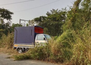 घोटवडेजवळ टेम्पोचा अपघात