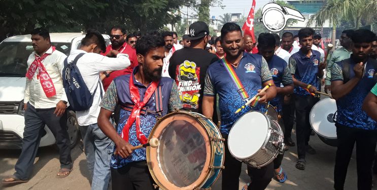 उरणमध्ये शेकापची हवा