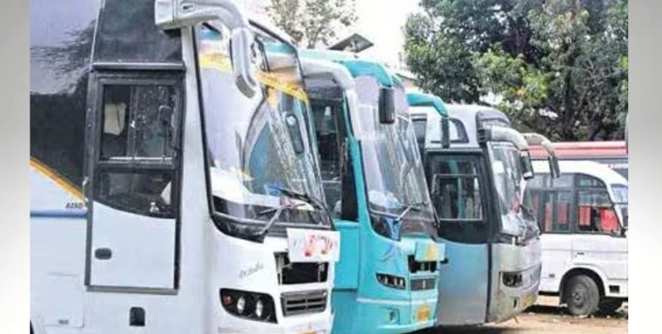 खासगी ट्रॅव्हलर्सकडून मतदारांची लूट