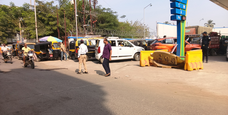 सीएनजी पंप ठरतोय डोकेदुखी