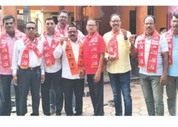 चिऊताईंच्या मागे कार्यकर्त्यांची ताकद