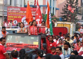 चिऊताईंच्या प्रचारार्थ बाईक रॅलीला उत्स्फूर्त प्रतिसाद