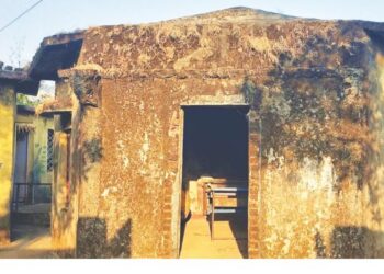 प्राथमिक शैक्षणिक संकुलांची वाताहत