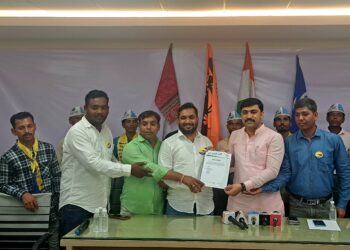 ‘आप’चा सुधाकर घारेंना पाठिंबा