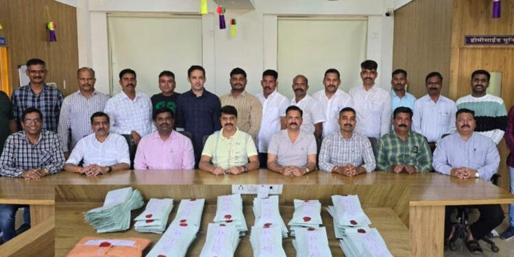 मिरा रोड येथे पन्नास लाखांच्या बनावट नोटा जप्त