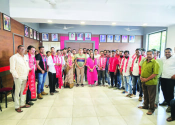 अलिबागमधील अनेक कार्यकर्ते शेकापमध्ये