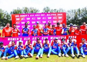 भारताच्या पोरींनी मैदान मारले