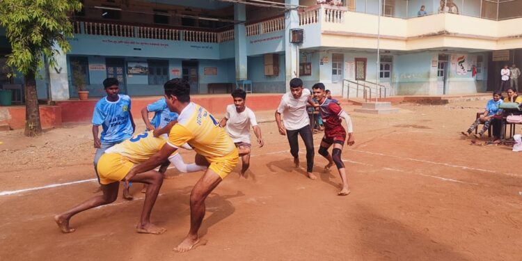 महाविद्यालयाच्या क्रीडा स्पर्धा संपन्न