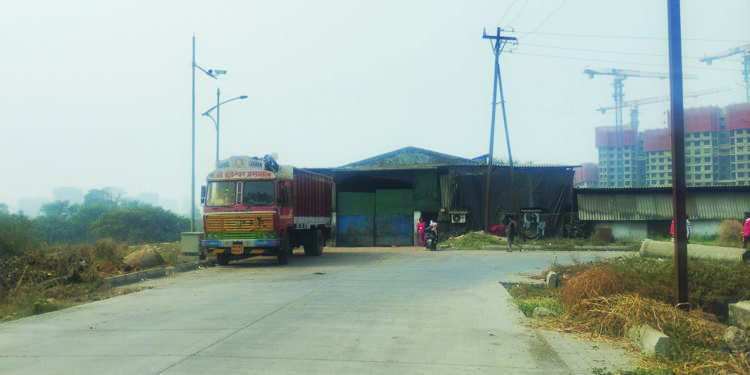 तळोजा औद्योगिक परिसरातील प्रदूषणात वाढ