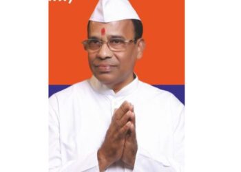 लोकशाही धोक्यात आली आहे : कृष्णा कोबनाक