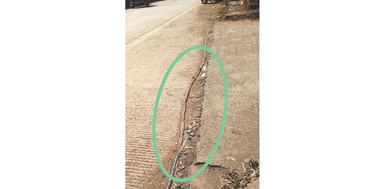 मोर्बा रस्त्यावरील विद्युत पथदिवे बंद