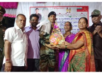 चरी कोपरपाडाचा सुपुत्र लष्कारात