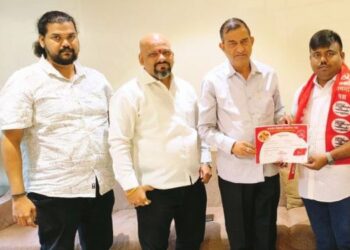 ऋषिकेश तायडे यांचा शेकापमध्ये प्रवेश