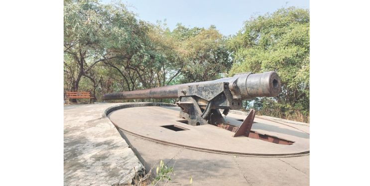 घारापुरीतील राष्ट्रीय ठेव्याची दैन्यावस्था
