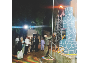 नेरळमध्ये हुतात्म्यांना आदरांजली