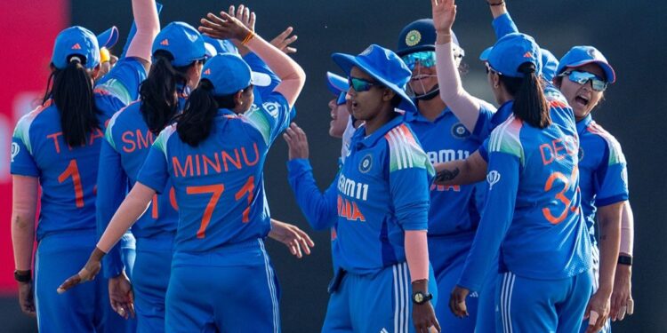 भारताच्या लेकीचे विश्‍वविक्रमी शतक