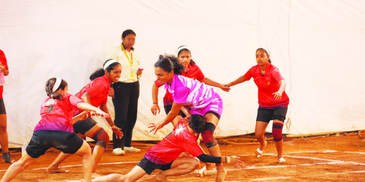 अमरहिंद मंडळ कबड्डी स्पर्धेत शिवनेरीचा विजय