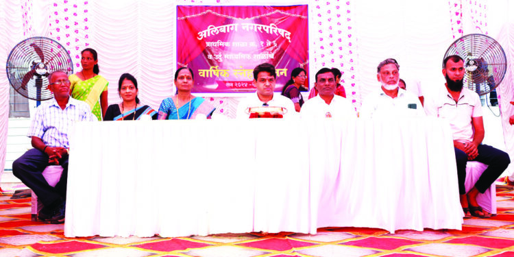 नगरपरिषद शाळेच्या स्नेहसंमेलनाला प्रारंभ