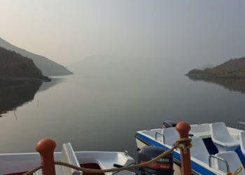 11 हजार हेक्टर जमीन संकटात