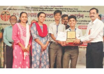 प्रायव्हेट हायस्कूलचे घवघवीत यश