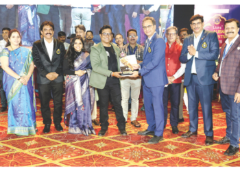 कराओके आयडॉल ठरले जयदास कोलथरकर