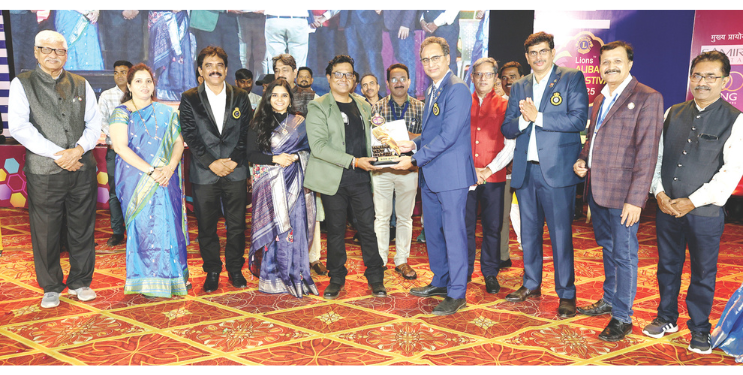 कराओके आयडॉल ठरले जयदास कोलथरकर