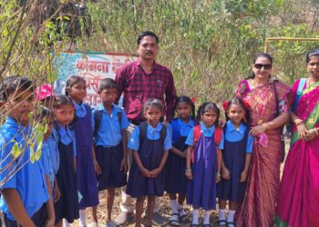 विद्यार्थ्यांची ऑक्सिजन पार्कला भेट