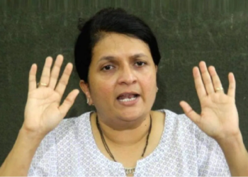 मुख्यमंत्री, उपमुख्यमंत्री भ्रष्टाचारात बुडालेत: अंजली दमानिया