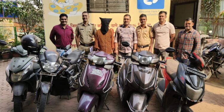 सराईत मोटारसायकल चोरास पोलिसांनी ठोकल्या बेड्या