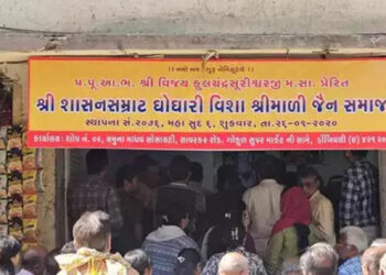 डोंबिवलीत दुकानांवर गुजराती फलक