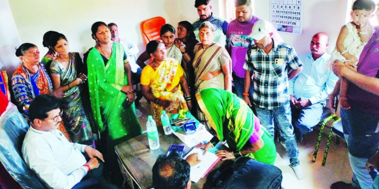 पिण्याच्या पाण्यासाठी महिलांचा उद्रेक