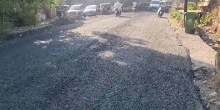 करंजा-उरण मार्गाच्या डांबरीकरणाला सुरुवात
