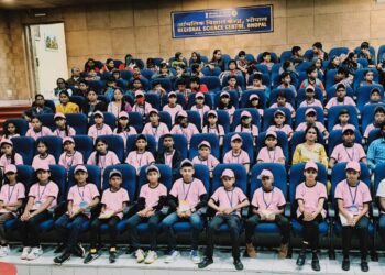 विद्यार्थ्यांची राज्याबाहेर आविष्कार भरारी