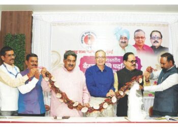 पत्रकारांनी निर्भय, निष्पक्षपाती राहावे- अशोक वानखेडे