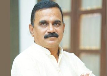 दिवाकर कदम झळकले आंतरराष्ट्रीय पुस्तकात