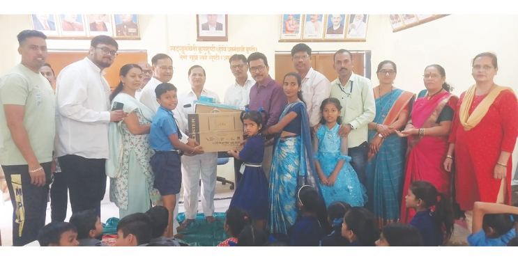 विद्यार्थी होणार संगणक साक्षर