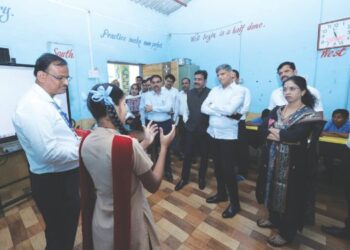 पालक सचिवांचा जिल्ह्यात पाहणी दौरा