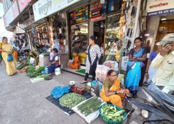 भाजी विक्रेत्यांसाठी मंडईची मागणी
