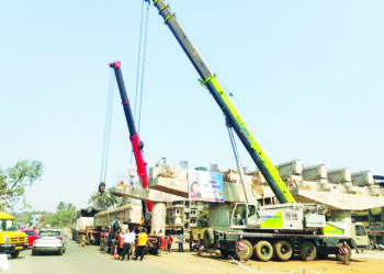 कोलाड नाक्यावरील उड्डाणपुलाचे काम प्रगतीपथावर