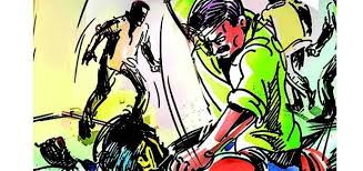 हेल्मेट डोक्यात मारुन दुचाकीस्वाराची हत्या