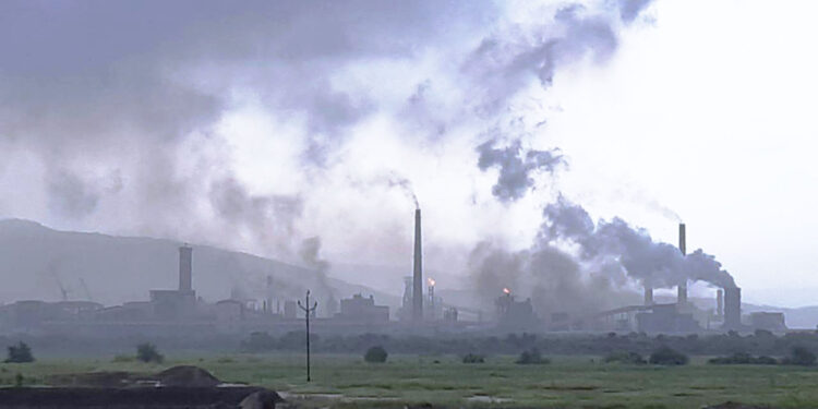 जेएसडब्ल्यू, ठेकेदाराला विस्मरण; पोलिसांनी दिले स्मरण